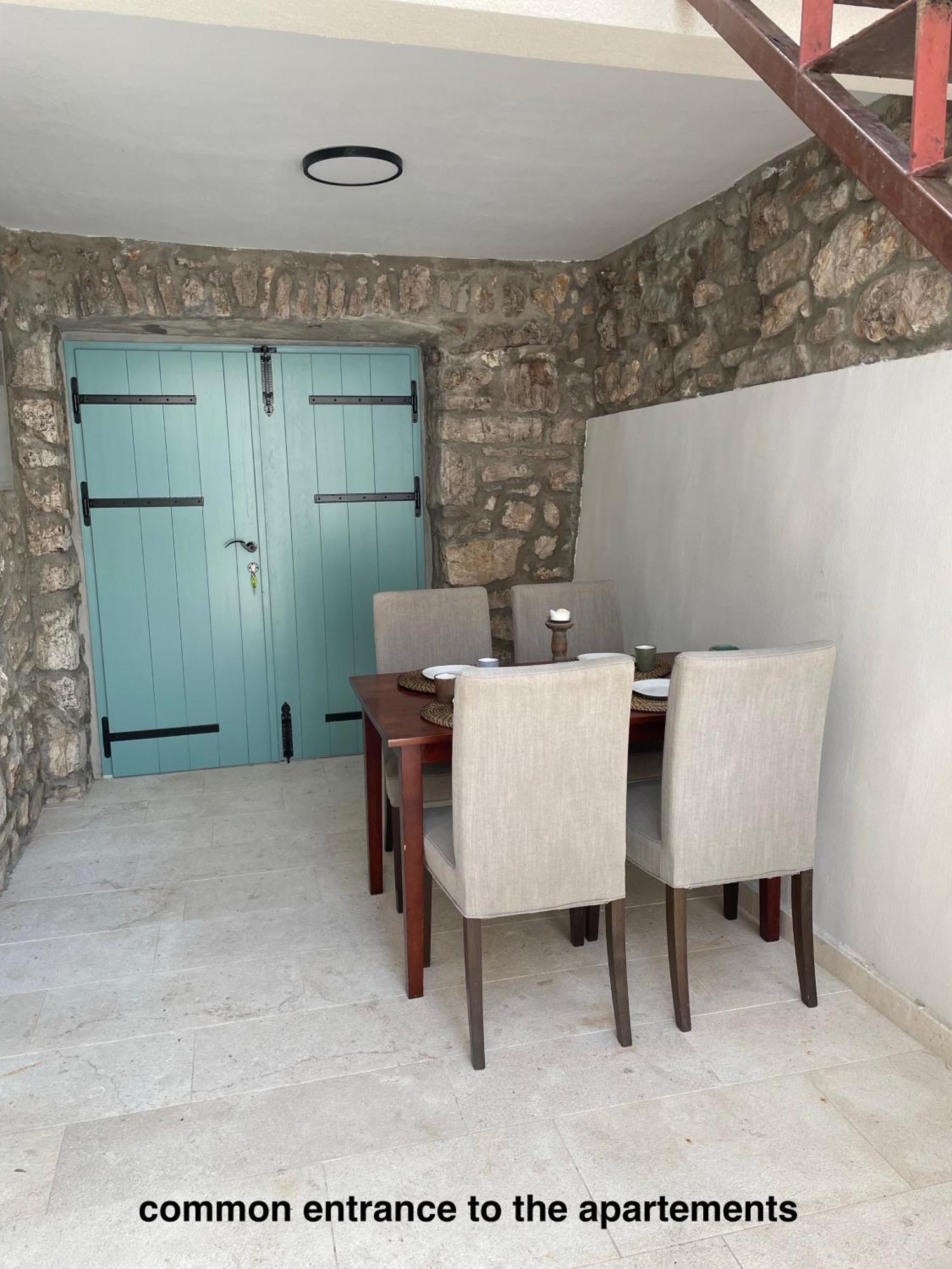 Murter-Sun Stone House الغرفة الصورة